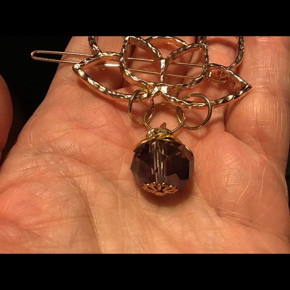 Gold lotus swavorski crystal charm hair pin clip - Picture 7 of 7
